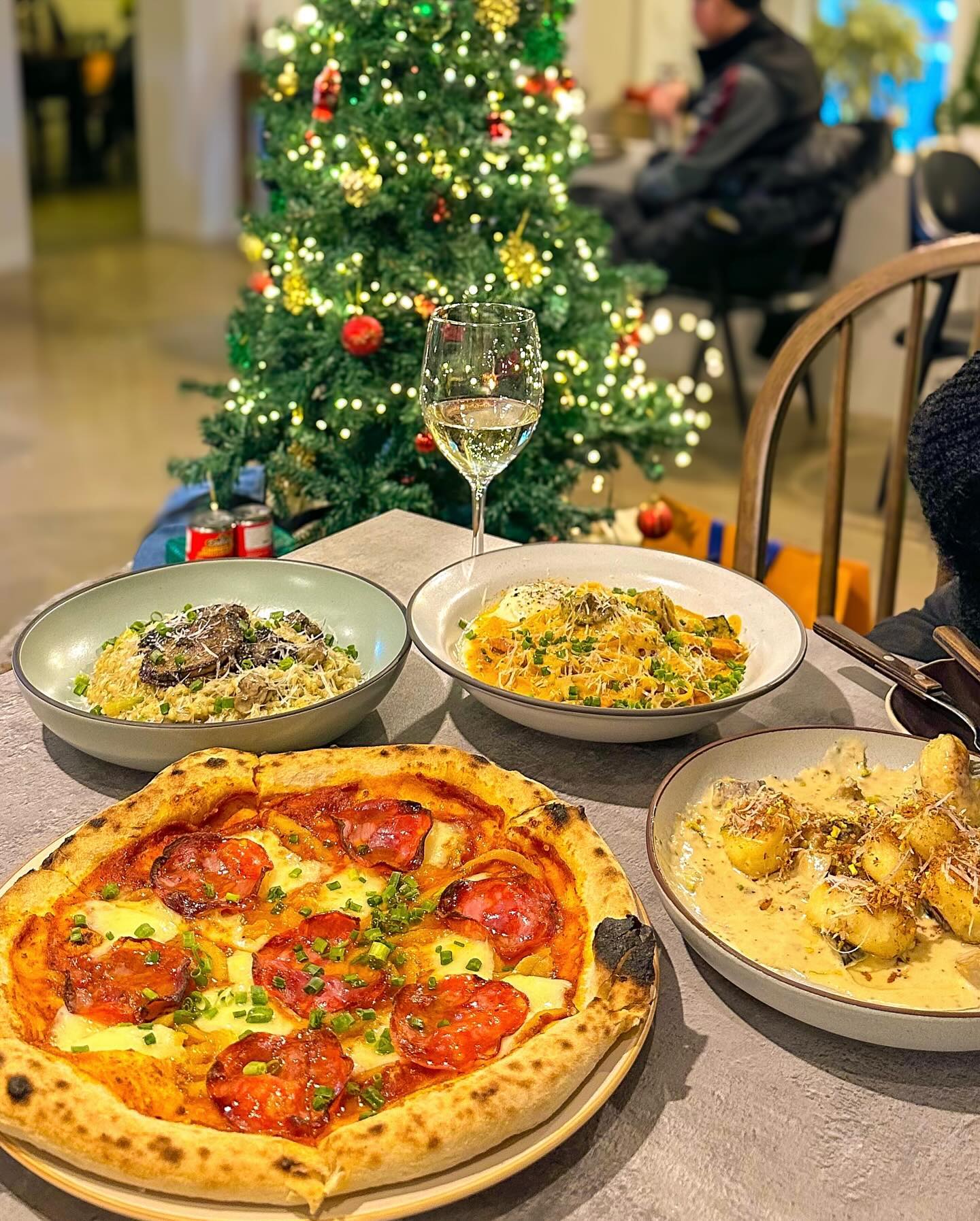 부평에서 양식 1등은 요기..🥹 bistro_gu__oh 
피자부터 파스타, 뇨끼, 리조또까지 맛없는게 없당 최고..🫶🏻👍🏻