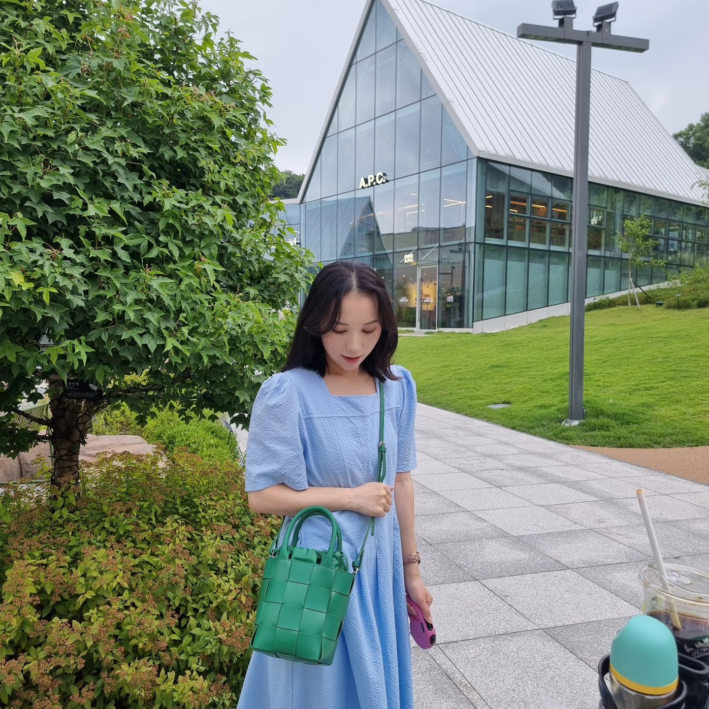 오늘 남편이 사준 신발과 가방 덕분에 오랜만에 피드에 내지분❤️🥰
.
.
#셀스타그램 #럽스타그램 #부부스타그램 #애개냥육아 
#타임빌라스 #육아스타그램