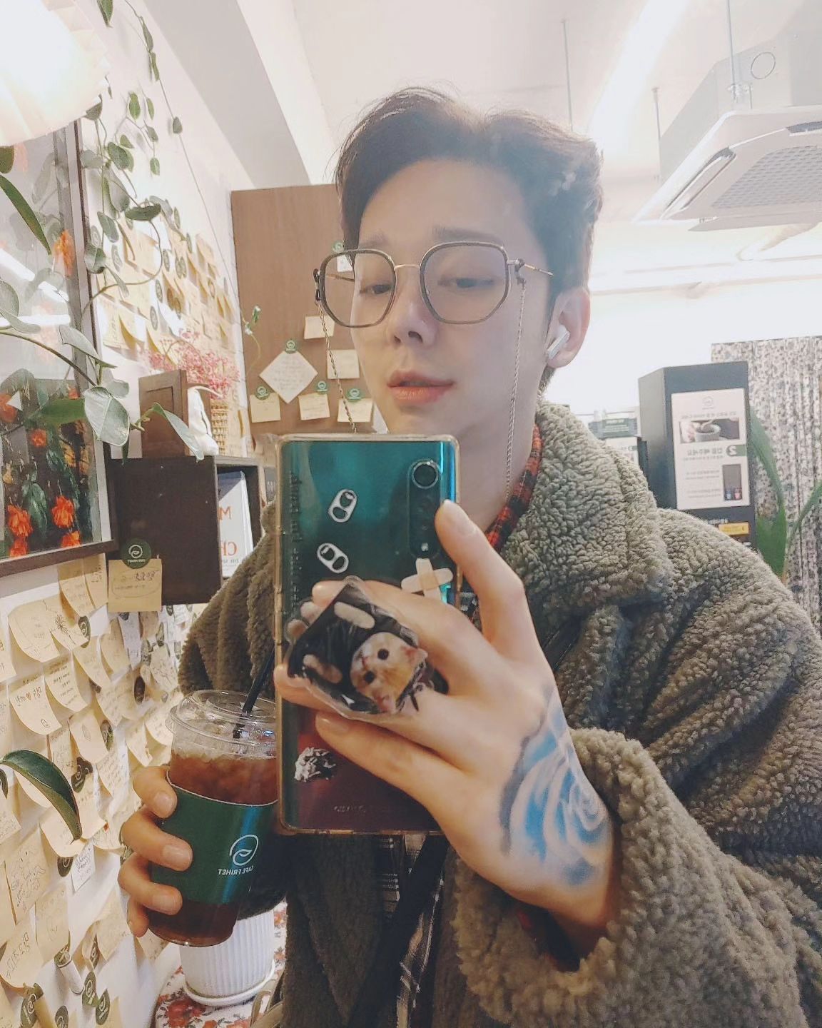 김성주 아님...😂🤣
.
.
.
.
.
.
.
.
.
.
.
.
.
.
.
.
.
.
.
#육식토끼🐰 #꿈과환상을팝니다