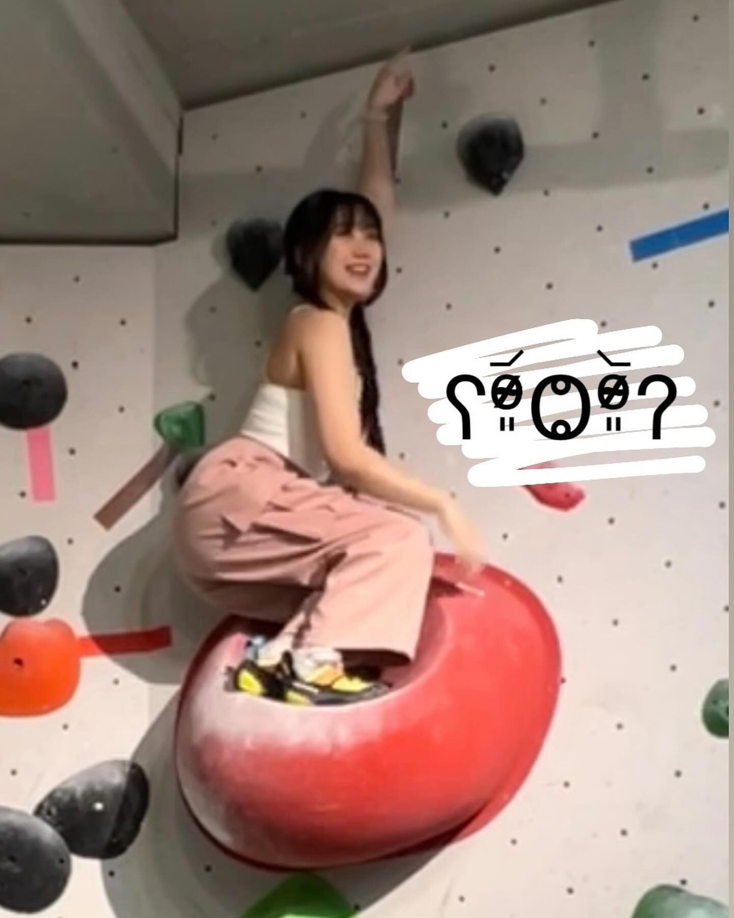 🫶🏻50회차🫶🏻

🤎X2 💜X3 ❌
클팍 첫 갈색이라구요 ⭑｡ﾟ୧( “̮ )୨⭑｡ﾟ

2-세상 안락한 탑전..🤭내 맞춤형인줄~
벽 붙기전에 준영이한테 한대 맞고(?) 정신 빠쨕 차려서 잡았따!!
3-원트요? 진쨔 꿀갈이쟈나?
4-so easy
5-실시간 빨개지는 내 등판..
6-요것도 easy
7- 총 맞은 것 처럼~엉엉 손 멀어

8,9,10-쫌쫌따리 연나미 파랑이들

#클라이밍파크종로점 #더클라임연남