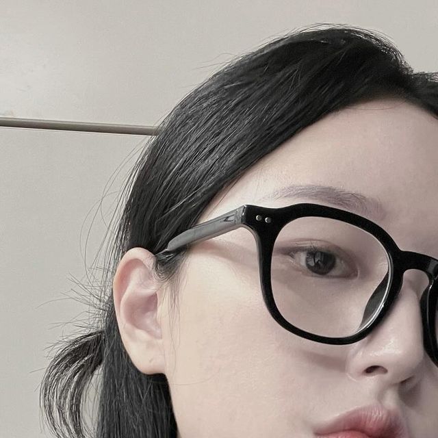 채 이 on Instagram: "#광고 머찌다 내 Glasses 👓 @right_here_women #롸잇히어#right_here#쇼핑몰추천"