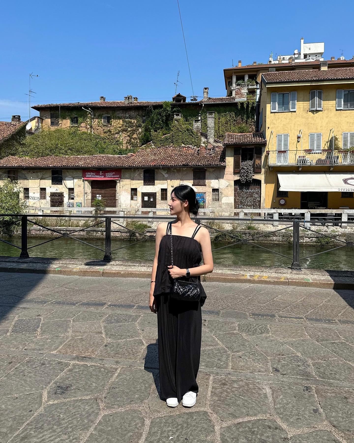 빵순이에겐 너무 행복한 아침🇮🇹🥖🥐

#happyday #minimalstyle #dailylook #OOTD