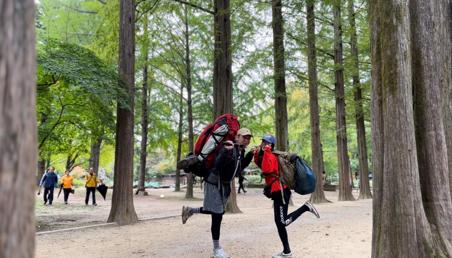 _
🧗🏻‍♀️큰일나버렸다…♥︎
이제 우리가 못 갈곳은 없눈것 가타 !!
배낭 하나로 무적 돼버림 😆

아직은 아가 백패커 🎒이지만..
빅재미에 맛들려버림 ~ 클나써 클나써

#백패킹 #백보킹 #남이섬 #트레킹온아일랜드 #단풍캠핑
#가을캠핑 #미니멀캠핑 #트레킹온아일랜드가을시즌 
#남이섬캠핑 #섬캠핑 #섬백패킹 #아가백패커 #백패커
#비화식백패킹 #비화식 #캠핑음식 #핫앤쿡 #전투식량
#backpacker #camping #campinglife #campingvibes
#백패킹명소 #가을여행 #국내여행 #남이섬여행 #섬여행