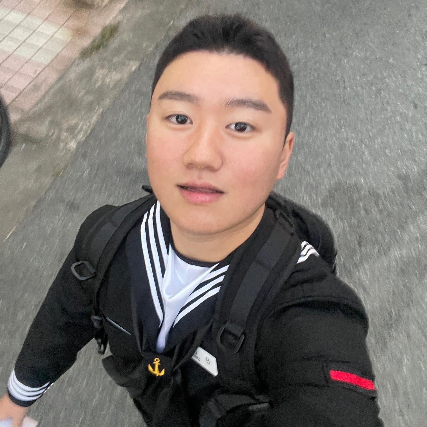 스토리 올리면 항상 듣는 말 : 또 나왔어 ?
나가도 나가고 또 또 나가고싶어요 ,, 🥲

영원히 이등병일 줄 알았는데
그래도 시간이 조금씩은 흘러가는 것 같은 느낌 ,,
이제 일병이니까 앞으로 1년 4개월 4일만 더 하면 된다 ㅎ하ㅏ핳

D-491 화이팅 ,, 🥵