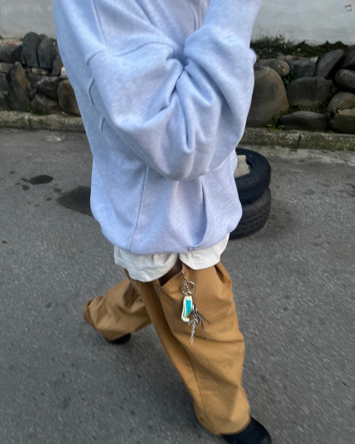다들 광각렌즈 얼릉 구매하세요
.
.
.
#운리단길카페#후드티코디