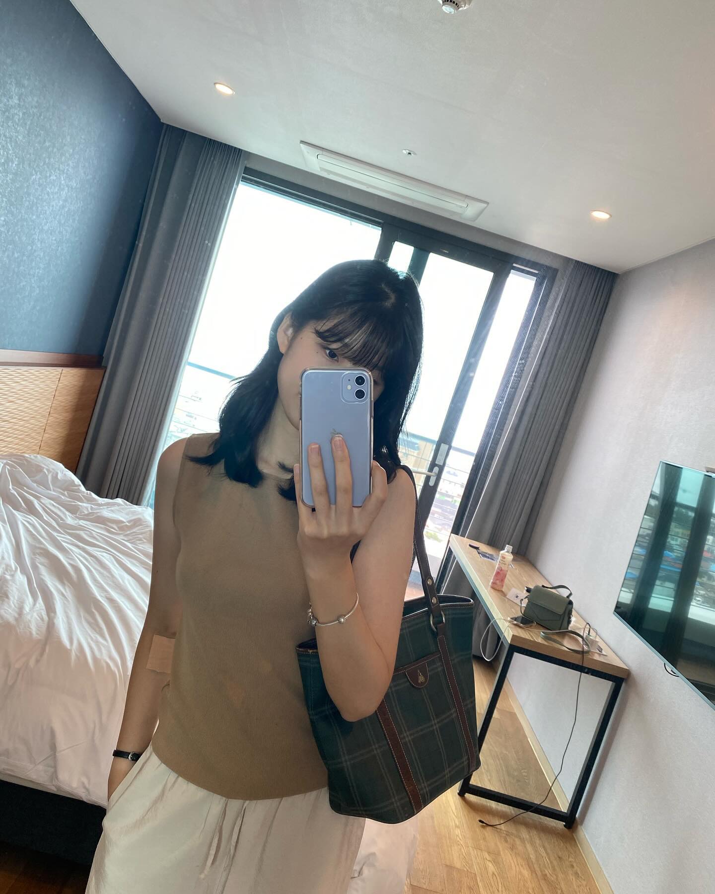 여름휴가때 입었던 룩..🫶

#옷 #룩북 #코디 #대학생 #여름 #휴가 #코디추천 #옷스타그램 #룩스타그램