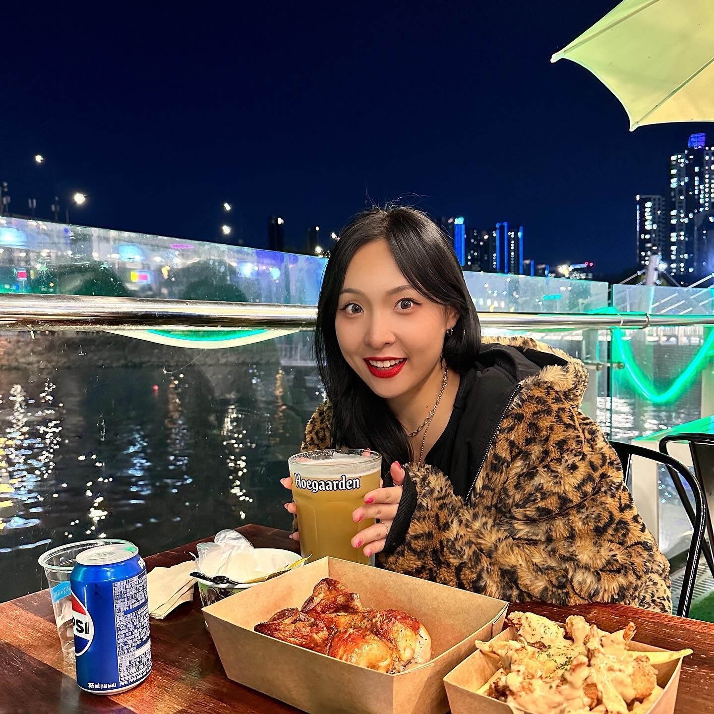 🍗🍺🍟❤️😎✨