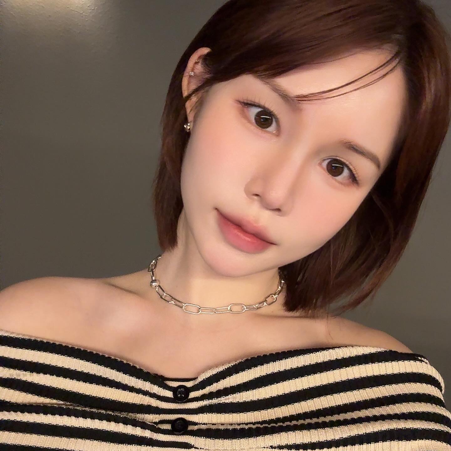 ⠀ 
향수 클래스는 처음인데 너무 재밌자나ʕ¨̮ʔ
일주일 후에 뿌리면 더 깊이있는 향이 된다고해서 꾹참고 기다리는중⅏ 쓸수는 있겠죠..?

⠀ 

⠀ 

⠀ 

⠀ 

⠀ 

#향수공방#향수만들기#향수원데이클래스#닷노트#닷노트강남