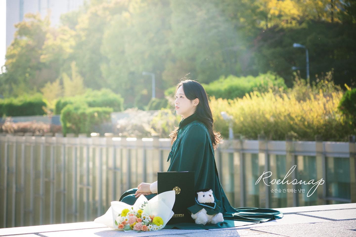 졸업스냅도 화보처럼❇️

#이대졸업스냅
#이대졸업사진