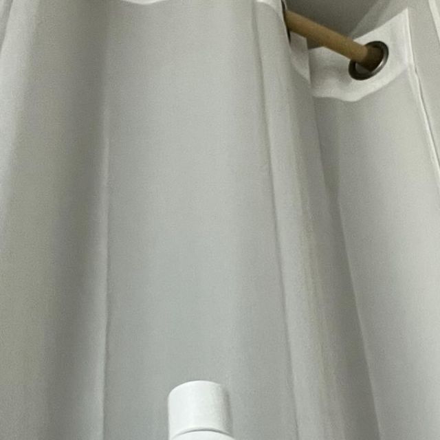 우콩🫛 on Instagram: "#협찬 저는 진짜 피지부자예요 그래서 관리 꾸준히 하지 않으면 빠르게 블랙헤드가 되고 잘못되면 트러블로 된답니다🥲 그러던 와중에 원조피지연화제를 찾았어요♥
