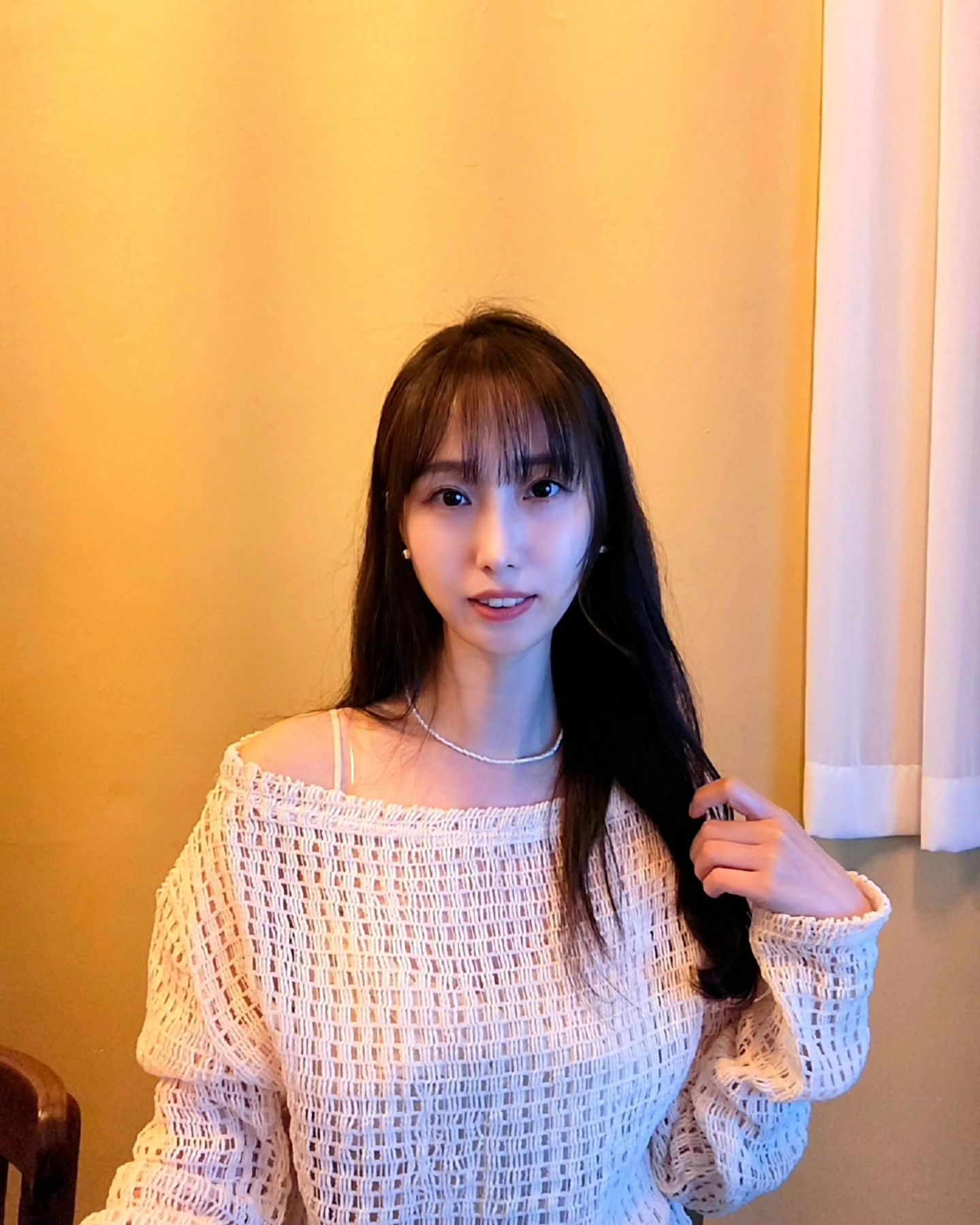 #창원술집 

창원 분위기맛집!!안주맛집!! 
유명한 ❤️제임스하우스❤️ 

아늑한 유럽풍 분위기가 예쁘고
다양한 안주로 누구나 즐기기 좋은곳❤️ 

술도 다양해서 애주가부터 
술찌도 즐기기 좋다구우🍻

맛 ,친절 , 분위기등 모든게 완벽해서
창원 놀러가면 또 가고 싶은곳🥰 

.
.

📋메뉴 

🍿기존안주 팝콘

🐙한우육회&타코와사비 2.5
신선한 육회와 타코와사비 식감 최고!! 
감태에 소스얹어서 먹으면 더 맛남 

🥓삼결살야끼소바 1.7
오코노미야끼맛에 
삼결과 해물이 가득하고
소바까지 있는 맛도리!! 

양도많아서 가성비도 최고!! 

🍺카스 5.0 

.
.

🍝창원 #제임스하우스 
📍경상남도 창원시 의창구 평산로171번길 6-20 1층

📍화~토 17시~01시
📍일 15시-24시 
✅️월욜정기휴무
.
.
.
