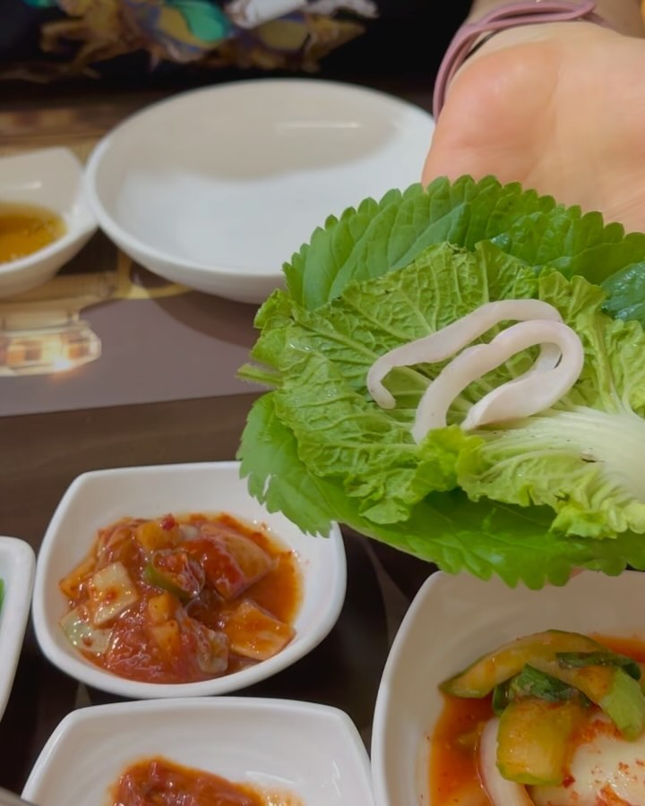 생생정보통에도 나온 남도제철음식전문점 #쭈락분당본점 에서 덕자회랑 덕자조림 먹고 왔어요 🐠

조미료랑 인공감미료를 전혀 쓰지 않아서 신선한 생선 맛이 고대로 ,, 흰쌀밥 한 공기 뚝딱입니다 😋

📍경기 성남시 분당구 성남대로331번길 3-9 2층
⏰ 월요일 ~ 토요일 11:40 - 22:00 
  15:30 - 17:00 브레이크타임 
  21:20 라스트오더
  매주 일요일 정기휴무 
☎️ 0507-1424-8103

#분당정자역맛집 #분당정자동맛집 #분당회식 #정자동회식
#분당횟집 #정자동횟집 #분당남도요리 #분당쭈꾸미 #분당낙지
#분당회 #분당단체모임 #분당덕자회 #분당병어조림 #남도요리전문점