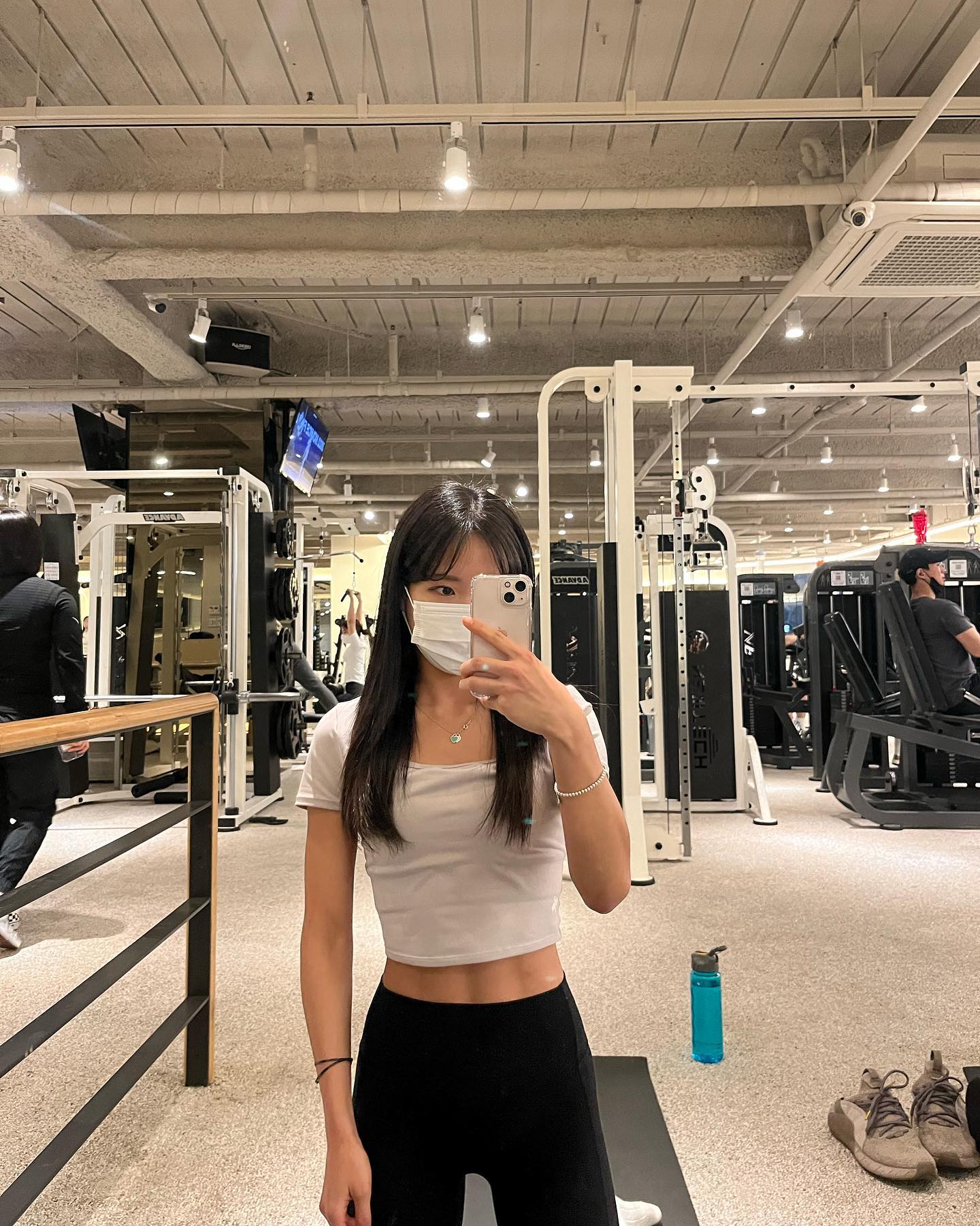 어제 쉬었으니까 오늘은 -! 🔥🏋️
.
.
.
#바디프로필 #ㅇㅇㅇ #오운완 #운동맞팔 #여자헬스 #피티 #다이어트자극사진 #눈바디