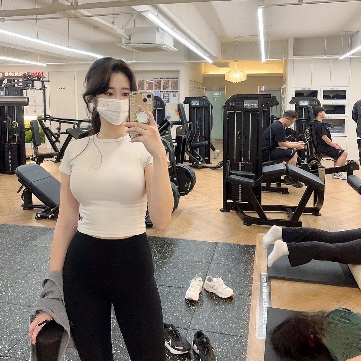 구석에서 소심하게 찍움🥹
다요트 하장~~~🐖🐖
⠀
⠀
