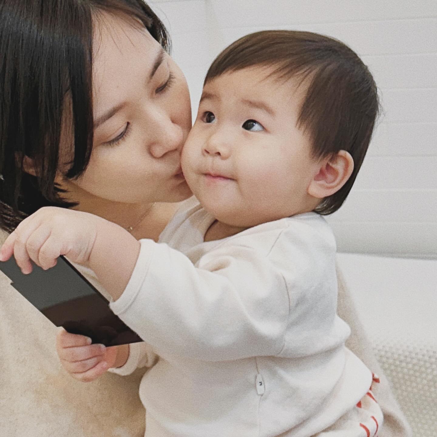 우당탕탕 #얼집등원 
우리 늦잠 금지야 진짜....🥲
10시 등원인데 9:30 기상 실화냐고..
솔선수범한 모녀가 되어보쟈..! 
+ 어벙쓰까기금지🙅‍♀️