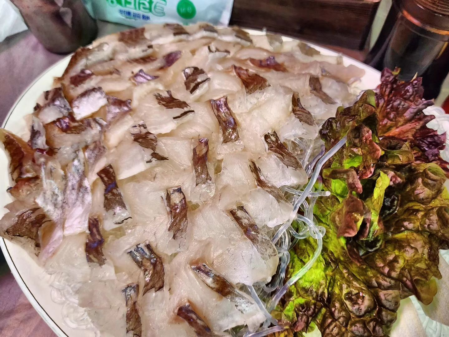 #상봉맛집 #가보자회수산
중랑구에서 유명하다는 가보자회수산 가보자🏃‍♀️
맛있는회 맛없는회 진짜 잘 구분하는 나🙋‍♀️
진짜 맛있는 횟집 맞네맞어👏👏👏
매운탕이 인원수 맞게 주문하면
7천원인데 7만원 값어치👍👍👍
진짜 매운탕까지 찐맛집 😘😘😘
.
.
.
#근데소주가너무비싸요 #6천원 #ㅠㅠ
#상봉역맛집 #중랑구맛집 #회스타그램 
#맛집그램 #맛집스타그램 #횟집스타그램 
#가보자수산 #맛스타맞팔 #맛스타 #먹스타소통 #먹스타 #먹스타그램 #맛집소개 #카보틴맛집