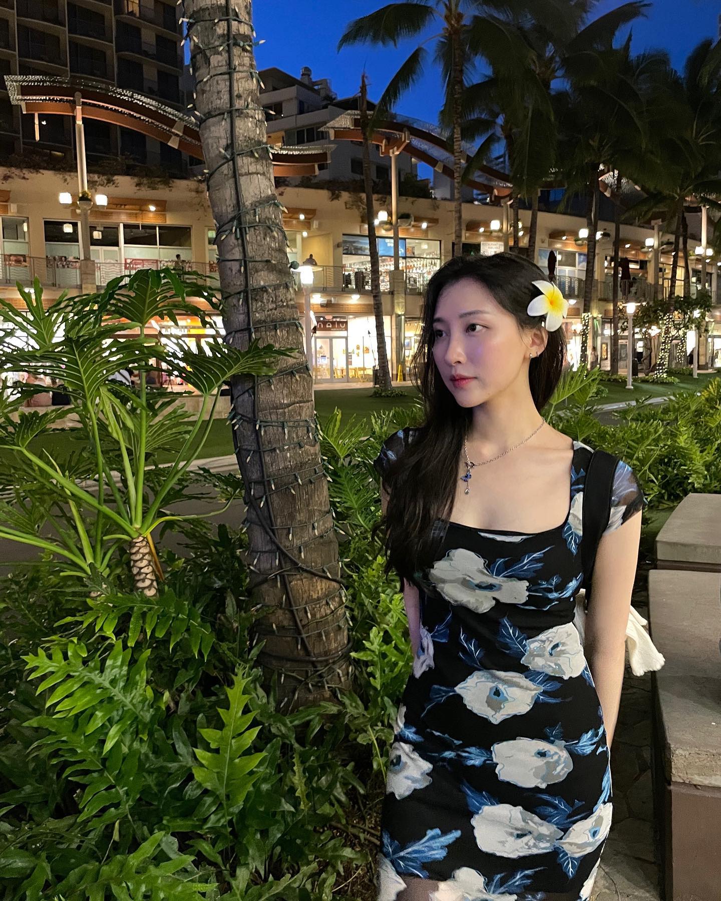여행가기 전날 급하게 산 만원어치 원피스 잘 입고 댕기기 #엄마환갑기념 #하와이 #hawaii #waikiki🌴 #aloha #하와이여행 #🤙