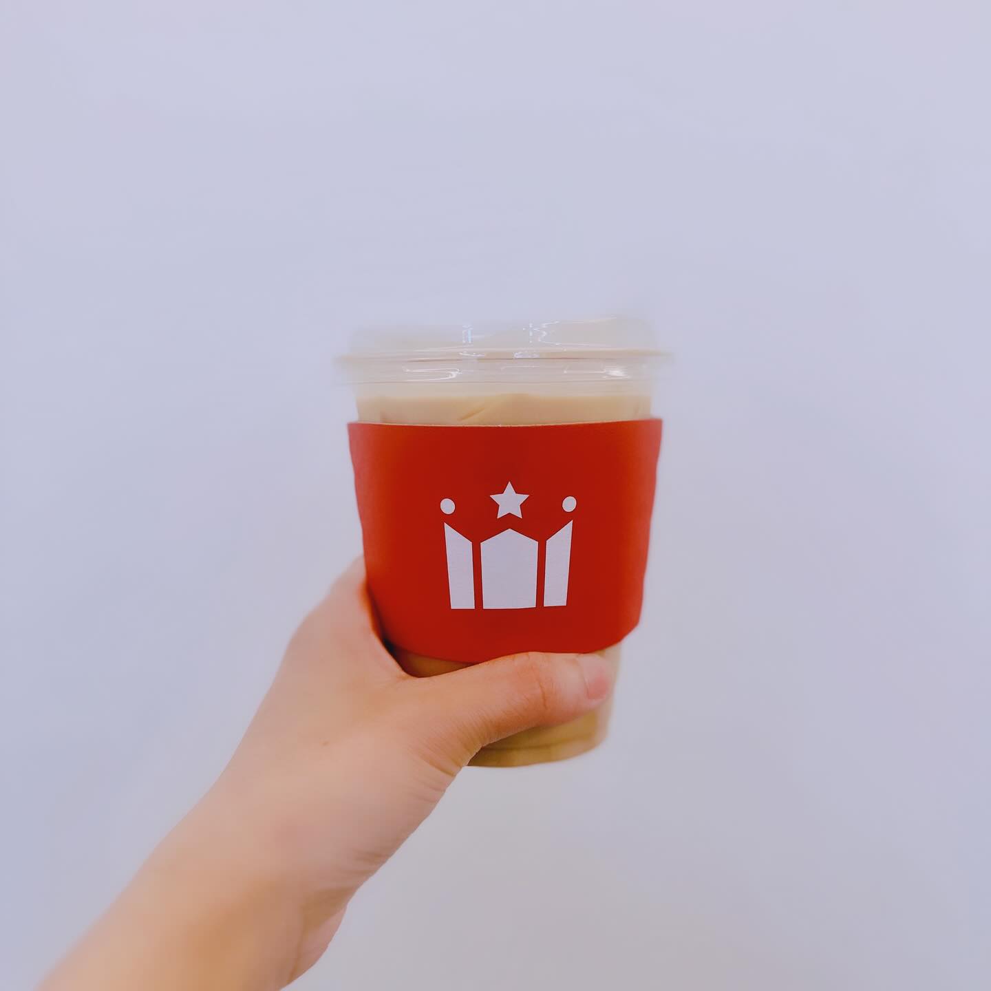 고객님께서  방문하시기전에 #할리스 에서  #바닐라딜라이트 #카페라떼

또 먹기전에 사진찍고 고객님께서는 제가 고객님 머리 시술 사진도 찍는것도 기다리시면서 다 받아주시는것 같아서 너무 감사하고 죄송한 마음이… 
너무 너무 맛있어요^^
리뷰 같은 커피 다시 한번 더 감사합니다 ^^

#송촌동미용실 
#헤어디자이너일상 
#카페추천 
#송촌동핫플 #둔산동핫플 #오정동카페 #탄방동핫플
#일상 #조반 #좋반테로