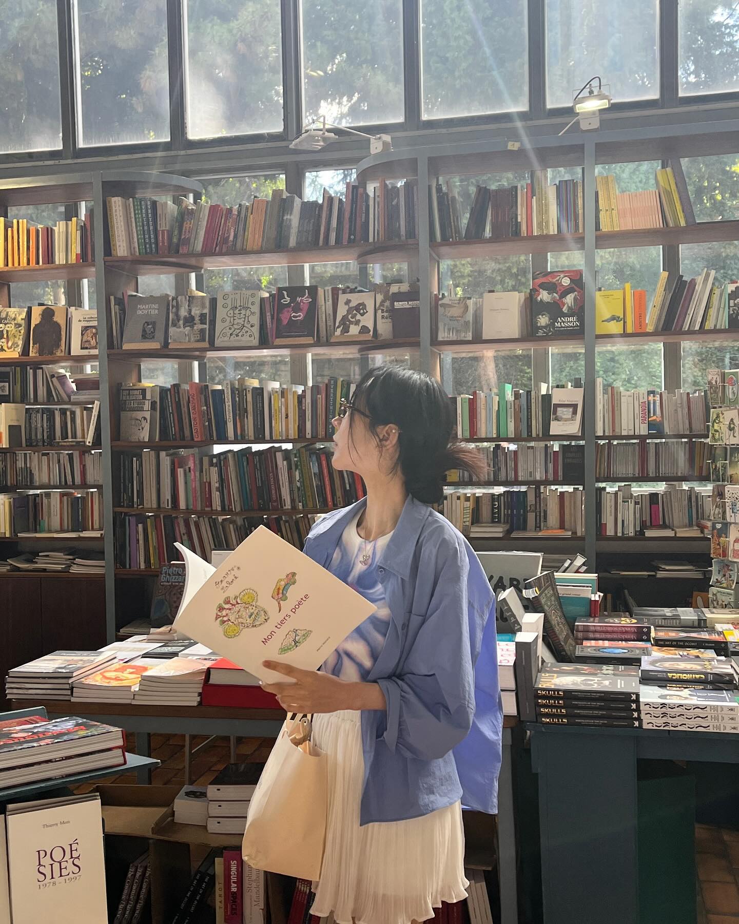 蒙马特书店终于去打卡啦📖
在巴黎拍的照片里面最喜欢这张😌🤍