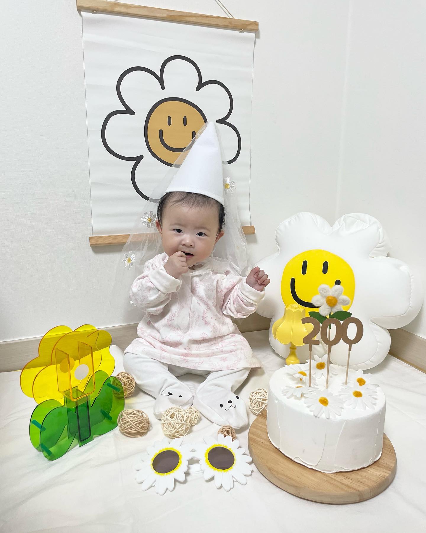 이모들 내일 리아 200일이지롱요👀❤️

#애미야레깅스가너무크다