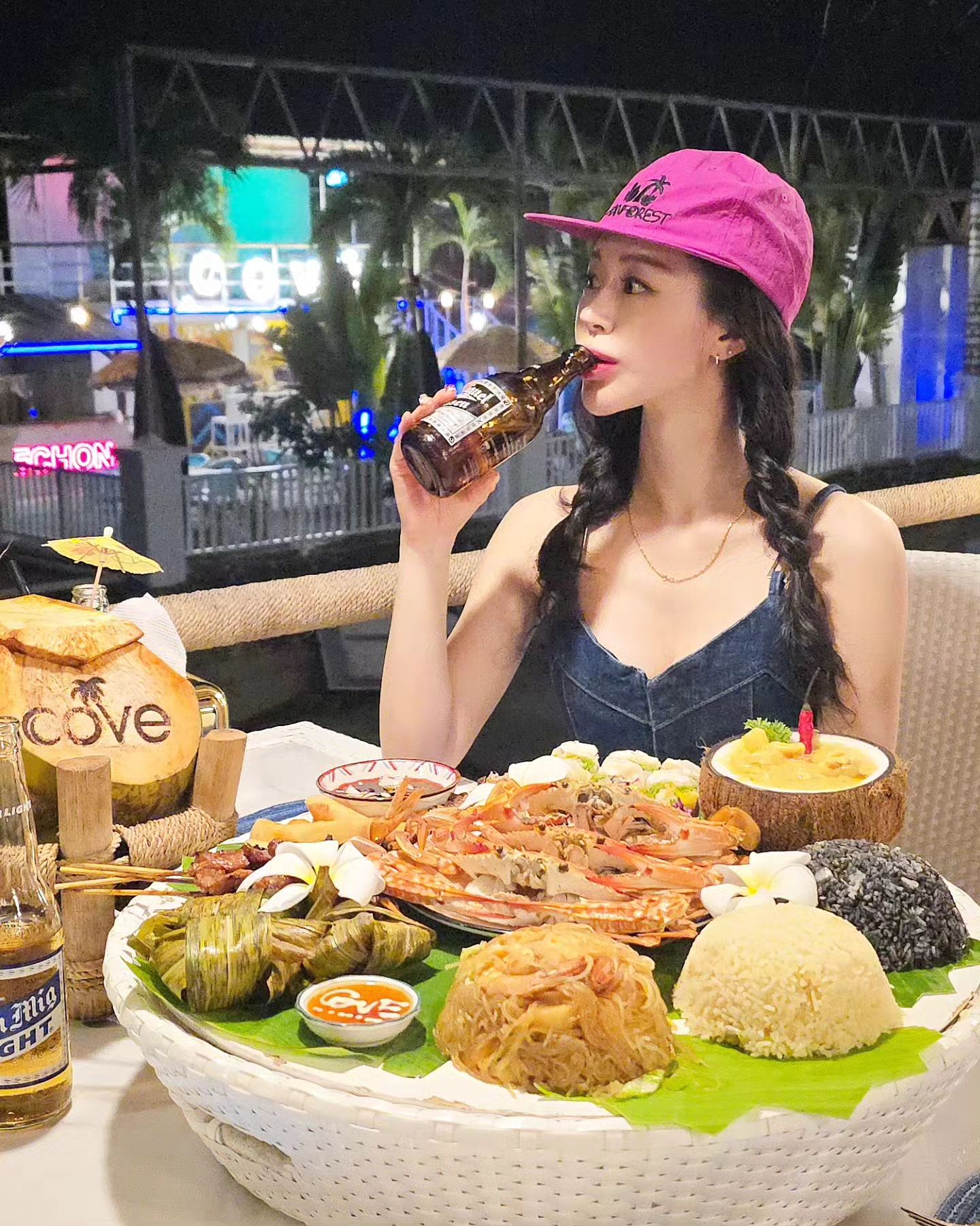 도착하자마자 현지적응 완료? 먹고 마시고 먹고 마시고 자는시간 조차도 아까워버리는 바로 이런게 휴가 아니겠냐며~~ㅋㅋ🤍🤍