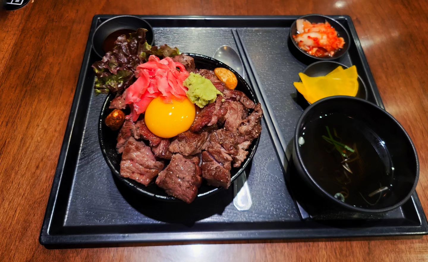 23.08.12

#牛丼
#수원
#beefbowl 
#kuliner 
#ricebowl 
#japanesefood 
#gyudon 
#yoshinoya 
#grabfood 
#makananhalal 
#beef 
#makananjepang 
#foodies 
#dirumahaja 
#ricebowljakarta 
#yoshinoyaid 
#gofood 
#gyudonjakarta 
#gyudonenak 
#beefbowlenak 
#beefricebowl