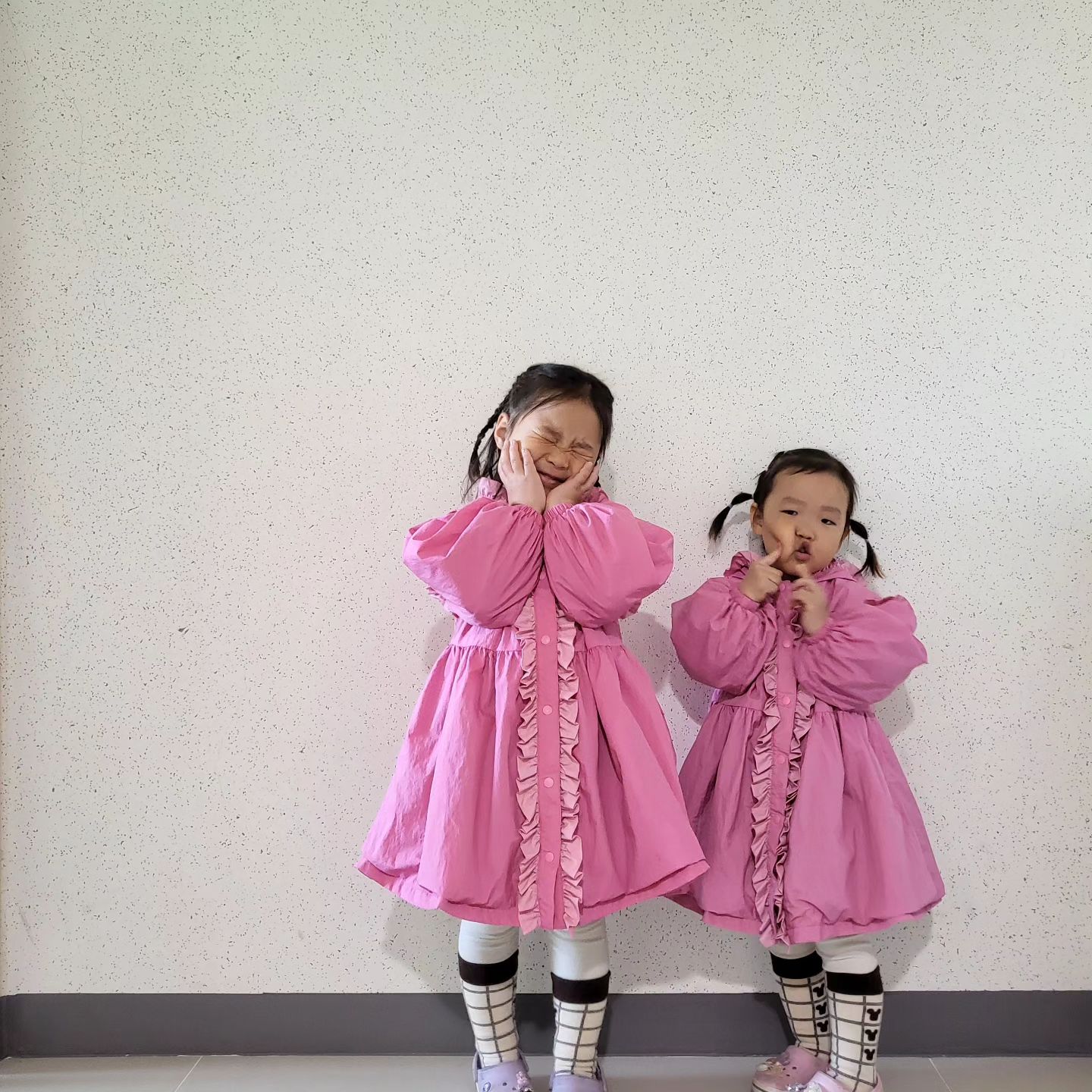 오랜만에 등원샷 👭🏻
#담율피드