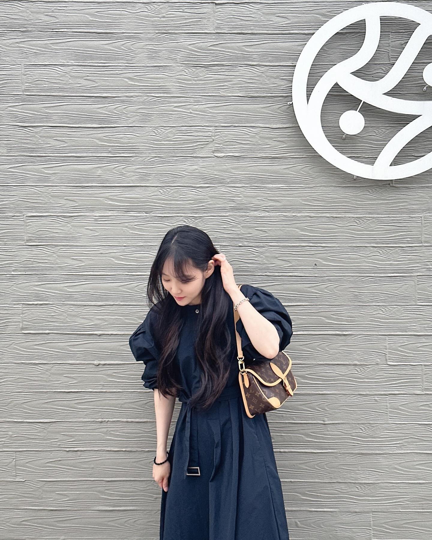결혼식마치고
#태즈 #담양카페 #miumiu #louisvuitton