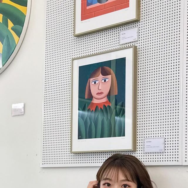 지이🤍 on Instagram: "#광고 @standarderror_official 발열 안감으로 입었을때 따숩고 포근한 스탠다드에러의 하이넥 오버핏 패딩 〰️💚 밑단에 스트링이 있어 핏 조절 가능해요 💫 다음주부터 한
