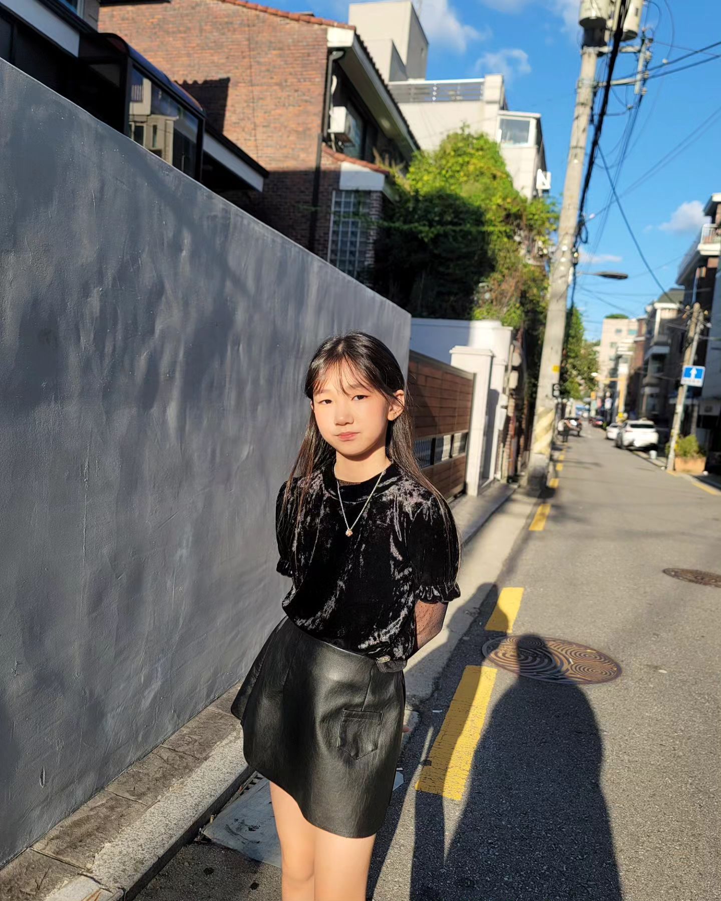 휴일 끝, 그렇지만 이번주가 거의 끝나간다
이번주는 진짜 날로 먹는 느낌이네요 그쵸😉🩷

하늘도 너무 맑고, 날씨도 선선하고 제대로 가을너낌🌿

다들 즐거운 휴일 보내셨나용