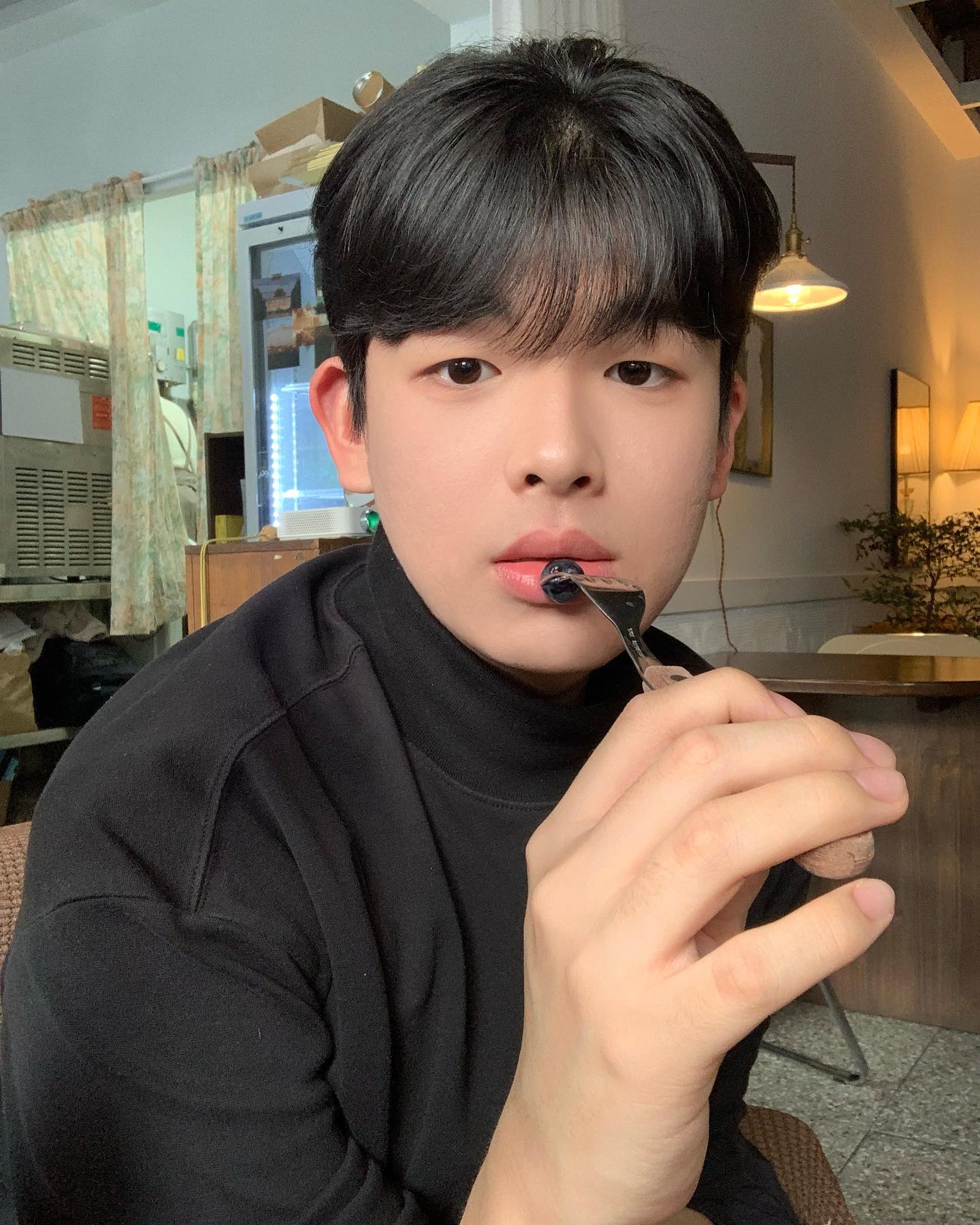 블루베리 다음은 너야.

.
.
.
##07 #07년생 #07line #중학생 #맞팔선팔환영 #좋아요반사 #좋아요테러 #맞팔 #맞팔환영 #화정동 #화정동카페