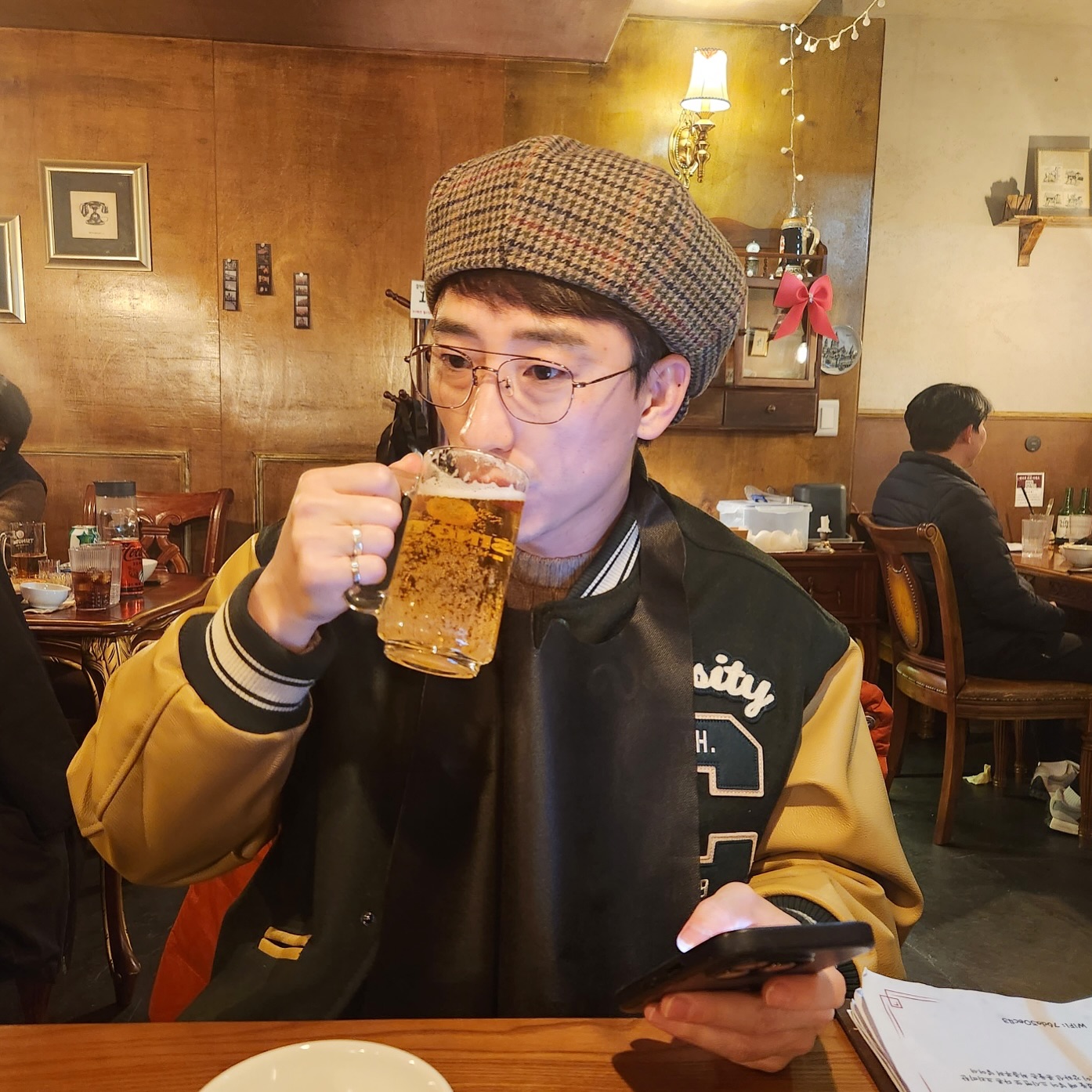 .
여러분 메리크리스마스 입니다🎄

항상 관심 있게 봐주시고,
소통해주셔서 정말 감사합니다♥️

저를 아는 모든분들이 
항상 건강하고 행복하길 기도하겠습니다