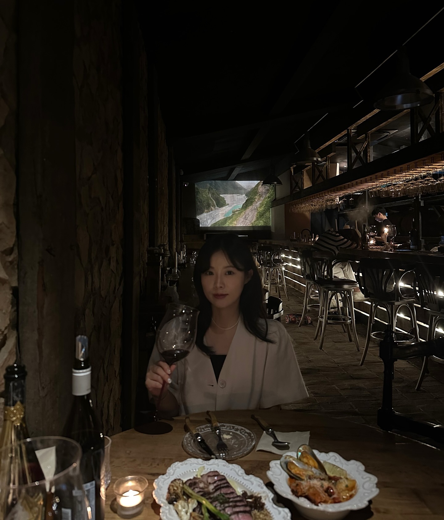 맛있는거먹고, 예쁜거 보고 행복했다…💫