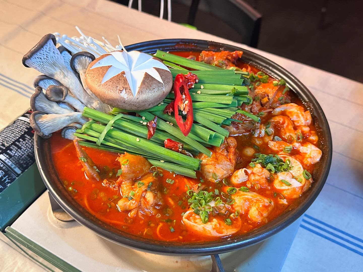 라스트춘선🛶 동탄점
곱도리탕🍗 & 청란알배추쌈밥🥬🍚
꿀맛🍯
난 돼지🐷

#동탄 #동탄신도시 #북광징 #이자카야 #맛집 #라스트춘선 #곱도리탕 #청란알배추쌈밥 #난돼지 #너도돼지 #우리다돼지