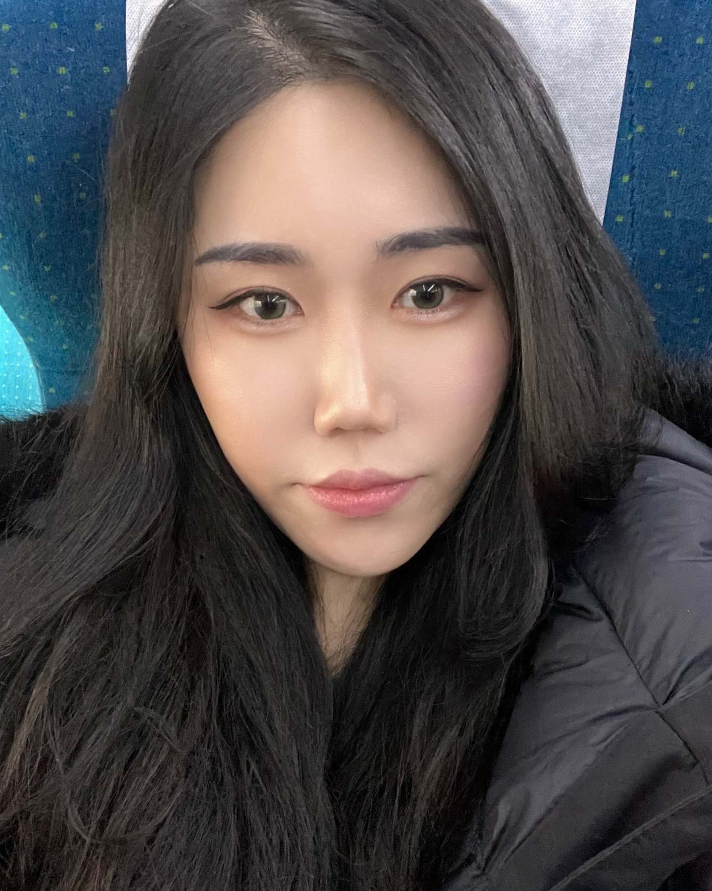 다들 귀경길 조심히 다녀오시길 ,, ʕっ•ᴥ•ʔっ
.
.
#셀카 #셀피 #selfie