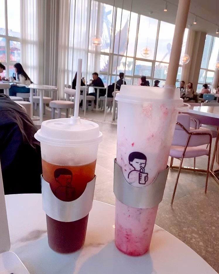 월미도 가면 추천 ^^
디저트39 가면 놀이동산 보는 재미도 있고 
무엇보다 주차가 공짜 😉ㅋㅋㅋ
커피한잔하고 주차 몇시간 꿀~ ㅋㅋ

☺️다들 새해 복 많이 받으세요 😉
 속상한 일은 2023년에 보내고~
 2024년은 행복하게만 보내보아요 💕