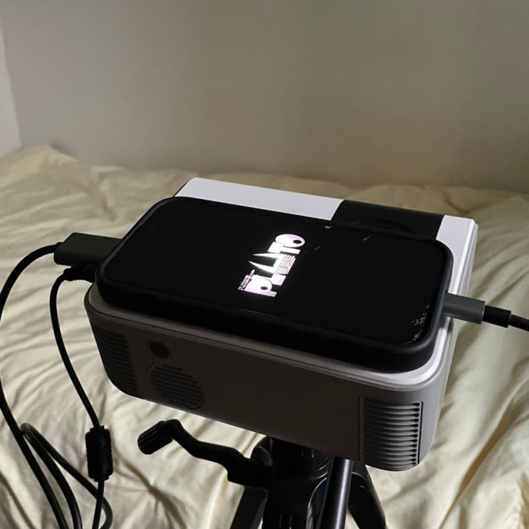 바라보고 c타입 hdmi 젠더 아이폰 빔프로젝터 연결 후기