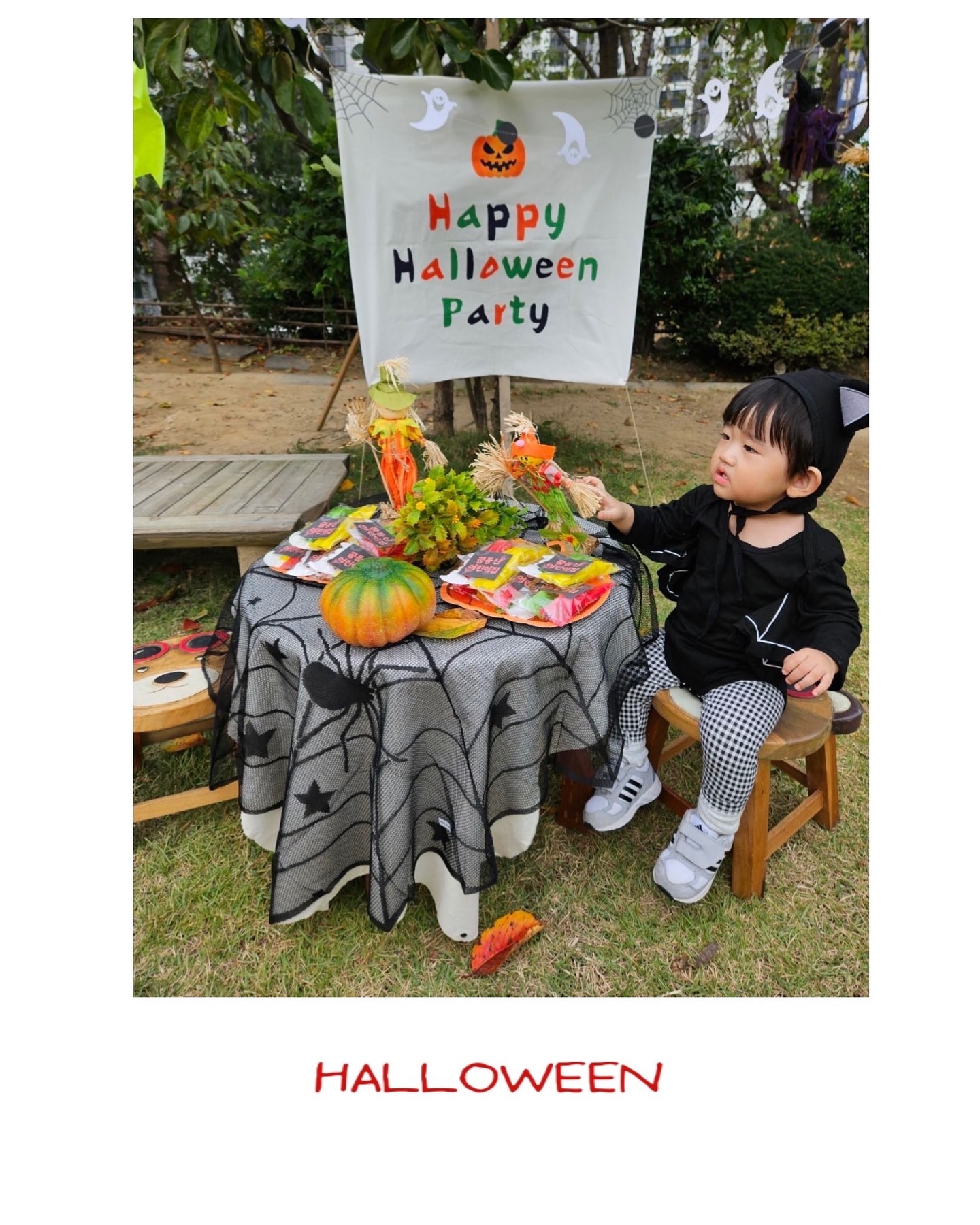 👶🏻 첫 어린이집 할로윈 👶🏻

어린이집 다니니 하는게 많네요 👍

첫 할로윈 박쥐의상입은 찬이

감기야 제발 괜찮아졋자나..
왜 다시 오는거니 저리가거라😰😰

#육아일기 #아기할로윈 #아기스타그램