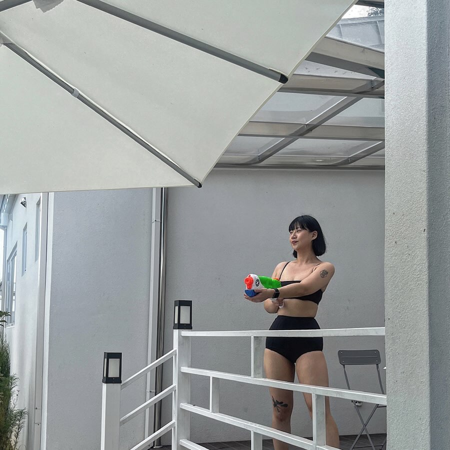 철부지 이십구세 유뇨정은 아직 노는 게 나무 좋자나🔫