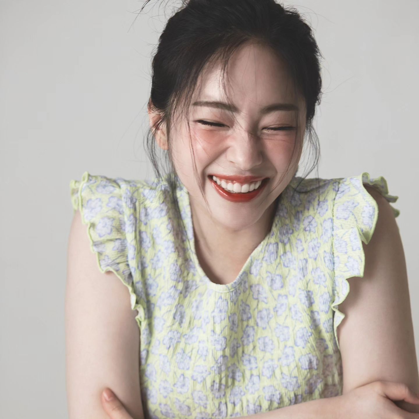 렌즈와 눈을 마주치지 마시오👁

H/M💄 d.d__mai 

#profilepic#CF모델#tvc#뷰티모델
#프로필촬영#광고촬영