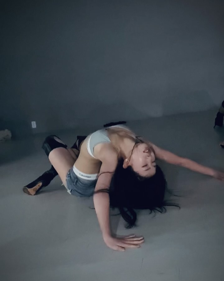 cherry.whynot #heelschoreography 

이틀동안 너무 재밌었습니다 🙌🩶