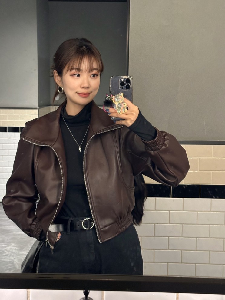 힙하고 스타일리쉬한 비바브라운 비건레더자켓 아우터 :)