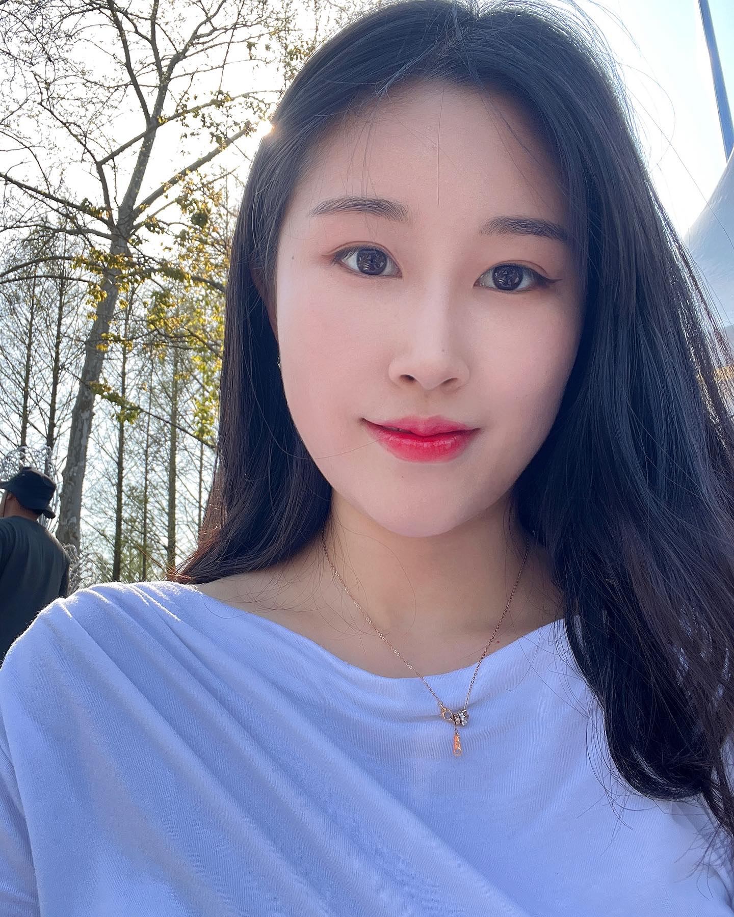 오늘 대전사람은 다모였던 #물빛축제 
#멜로망스 보고 바로 빠짐🏃🏻‍♀️🏃🏻🫧💓
돗자리 펴고 누워자면서 손은 꼭 잡고자는 박진우때문에 피식함🫶🏻 손치우면 더듬더듬 찾다가 발잡고 잠