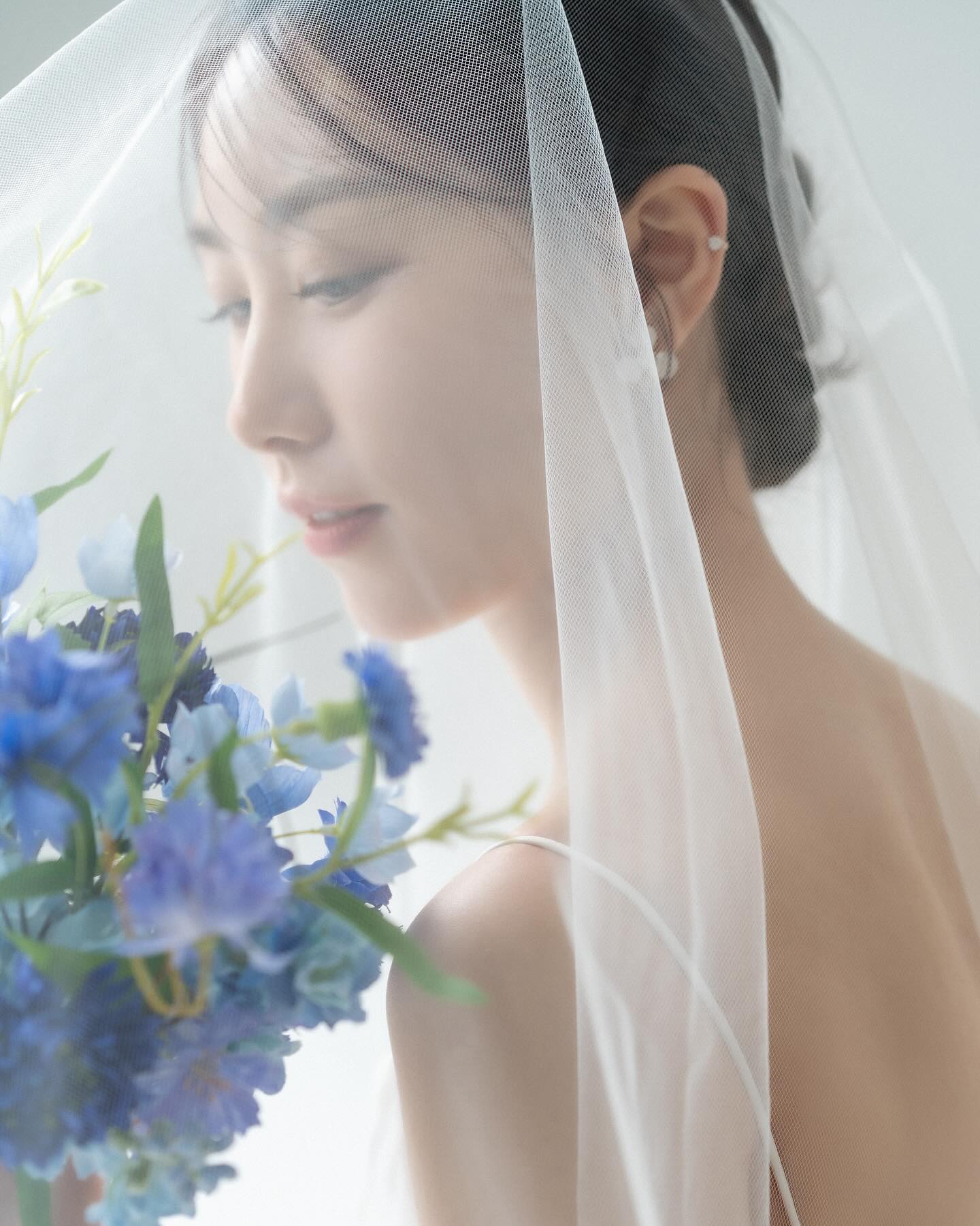 스튜디오 촬영 보정본 받아서 올려보는 반년전 나의 모습,,,,어디로 갔나 ㅠㅋㅋㅋㅋㅋ 현재는 살 왕왕 오른 나뿐인걸,,,,⭐️