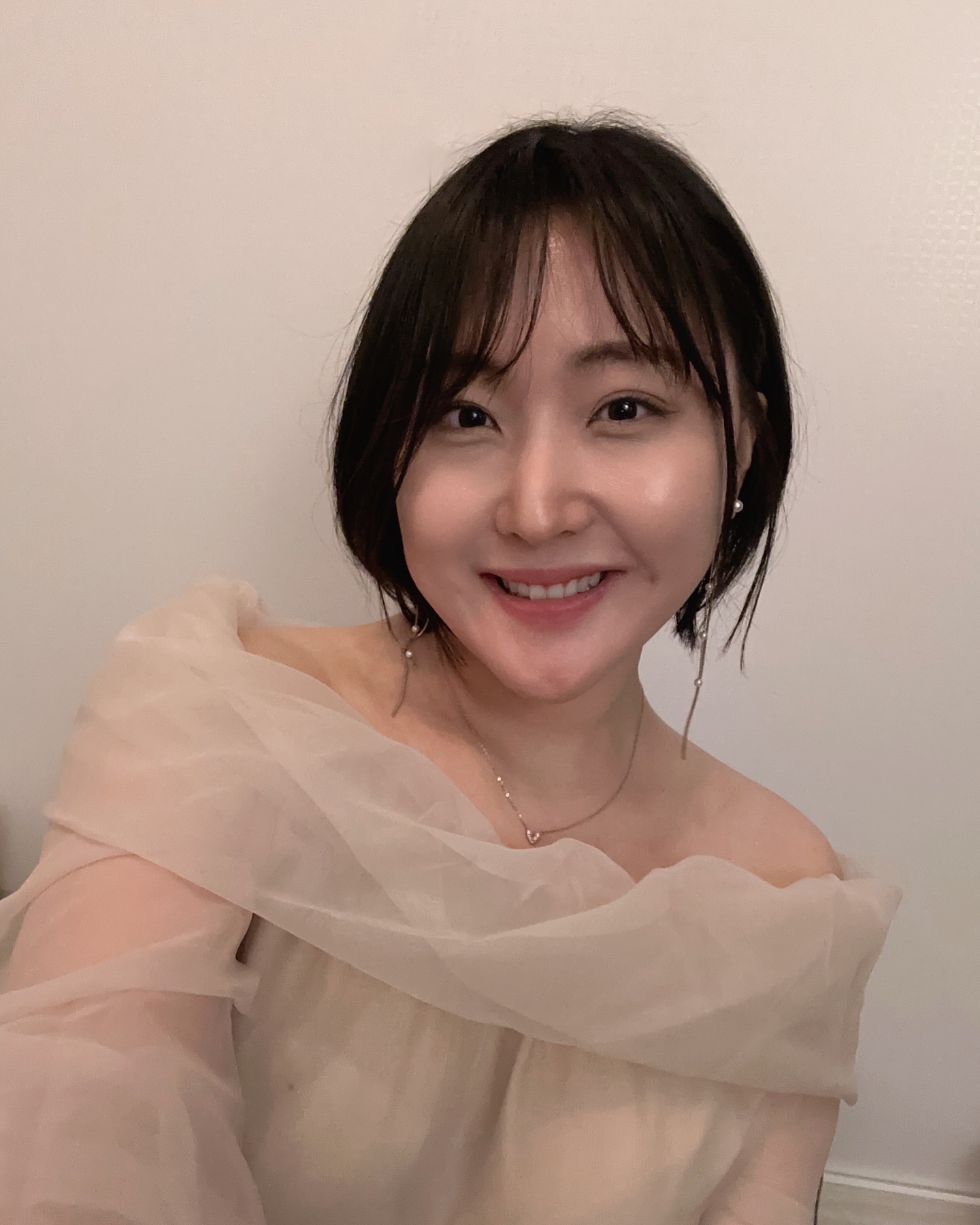 인스타에 나도 정상적인 셀카 하나만 좀…. 올리고싶다. 생일이었으니까~ 생일 축하해주셔서 감사합니다~ 열심히 살아볼게요~