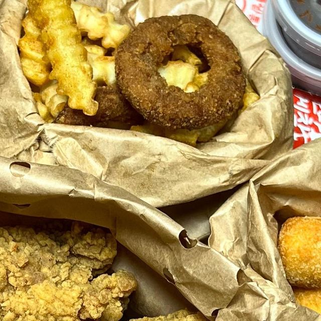 깨비츄 / 창원맛집 on Instagram: "#광고 #쌀통닭 #쌀통닭상남점 🔶창원 상남동 쌀통닭🔶 ➡️ 안녕하세요 깨비츄입니다 오늘은 야식의 꽃, 한국인이라면 치킨 못참죠❓ 바삭한 쌀통닭 여러분