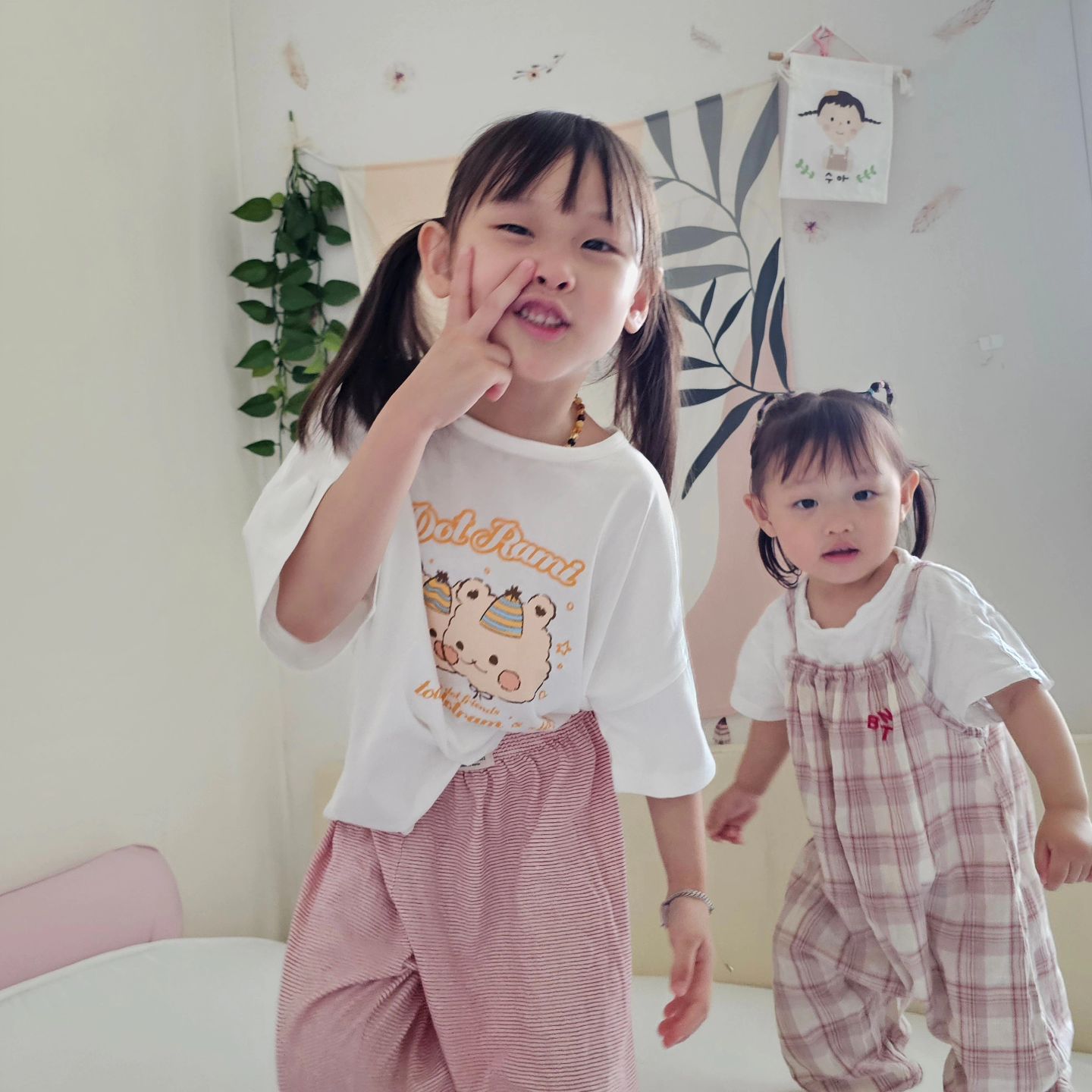❤👧🏻👧🏻