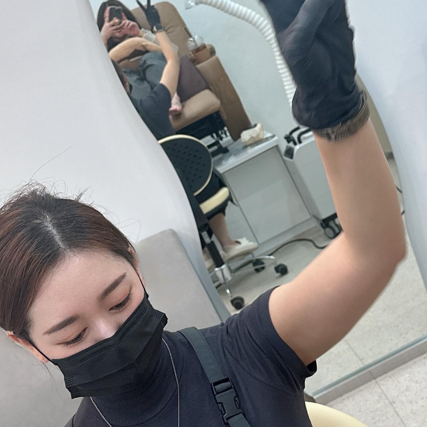 또리 발 해주는 중에
찍어달라고 해서 받은 사진,,,이랄까,,,?
ㅋㅋㅋㅋㅋㅋ
아 저 때 재밌었는데🥹👍🏻