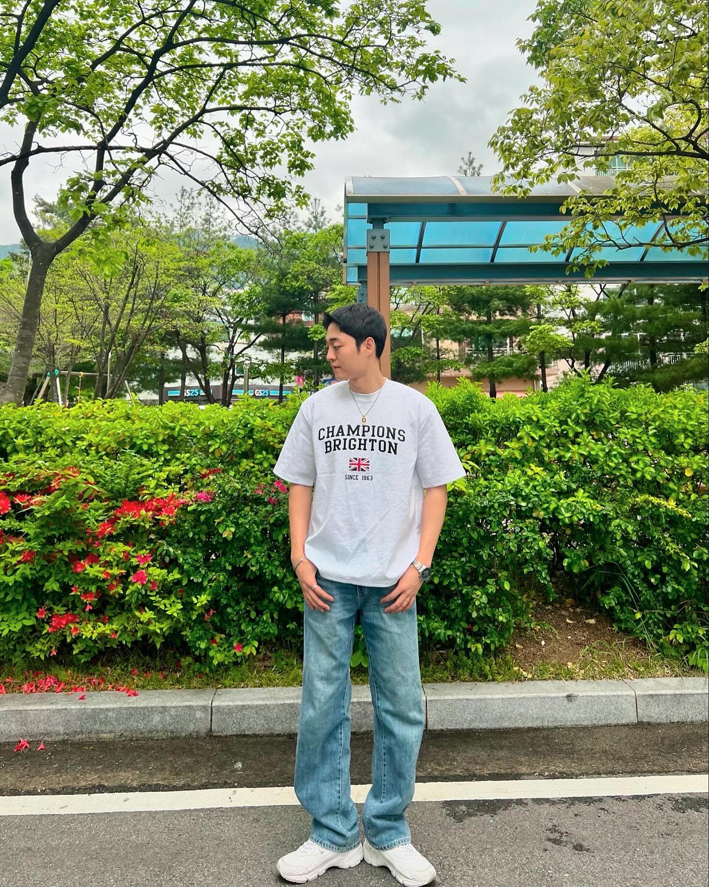 주문 폭주중인 #남자반팔티 

10%할인 + 알림받기 쿠폰 2000원 받고
최저가일때 구매하세요 (⁎˃ᆺ˂)♥