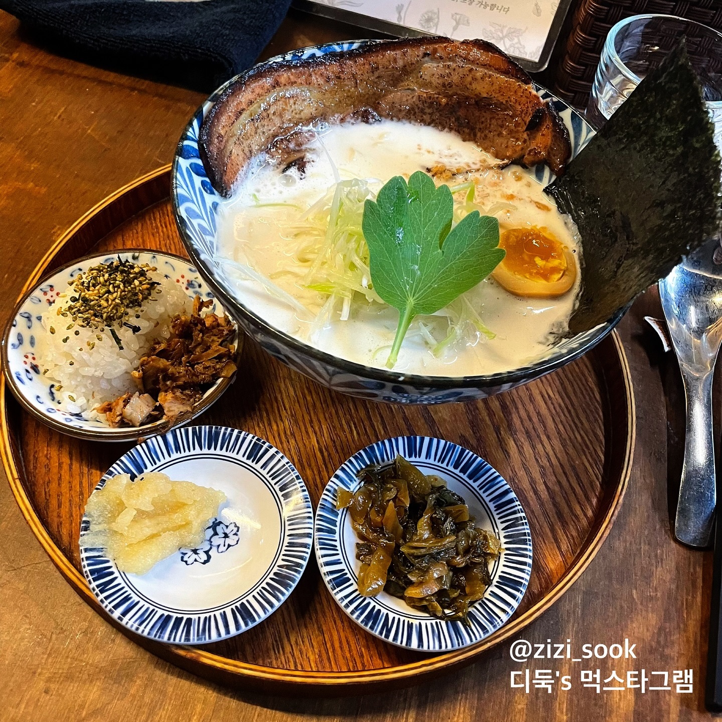 야들야들한 차슈, 진한 국물 😁
#세이치라멘 #청당동맛집